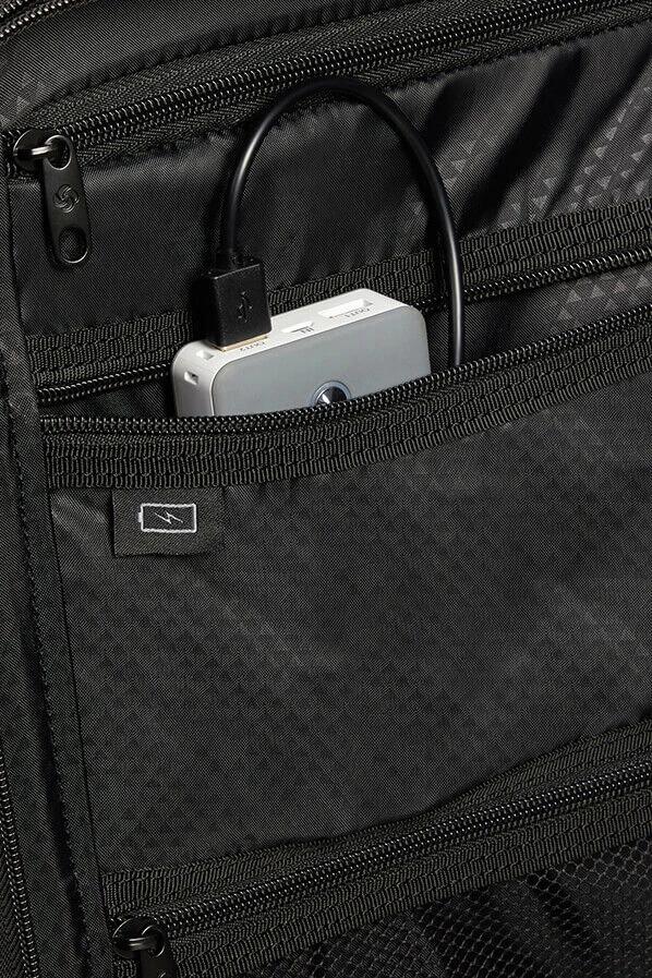 Samsonite Stackd Spinner Expandable (4 Wheels) 55cm Rose 3 Samsonite Stackd Spinner Expandable (4 Wheels) 55cm Rose