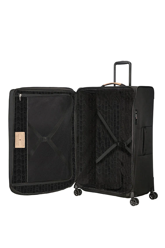 Samsonite Spark SNG Eco 82cm Extra Large Expandable 4-Wheel Suitcase 6 Samsonite Spark SNG Eco 82cm Extra Large Expandable 4-Wheel Suitcase - Image 4