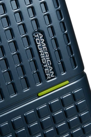 American Tourister Geopop 67cm 4 Wheel Medium Suitcase 17 American Tourister Geopop 67cm 4 Wheel Medium Suitcase - Image 15