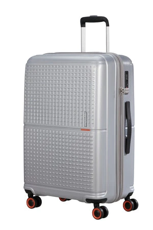 American Tourister Geopop 67cm 4 Wheel Medium Suitcase 4 American Tourister Geopop 67cm 4 Wheel Medium Suitcase - Image 2