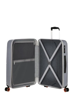 American Tourister Geopop 67cm 4 Wheel Medium Suitcase 5 American Tourister Geopop 67cm 4 Wheel Medium Suitcase - Image 3